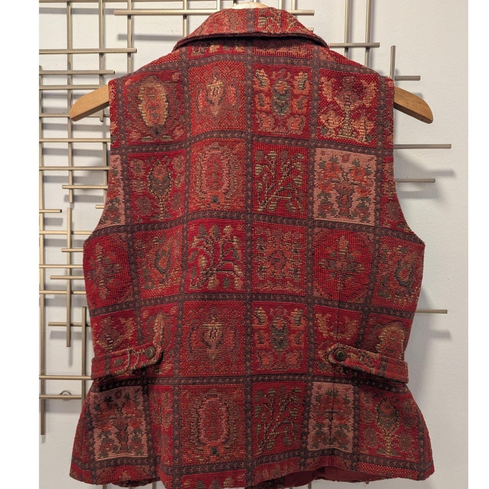 Vtg The Territory Ahead Vest Red Tapestry Woven Zip Front Sz 10 Boho Eclectic - Picture 6 of 7